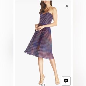 NWT Dress The Population Rosalie Metallic Stripe Strapless Cocktail Dress Size S